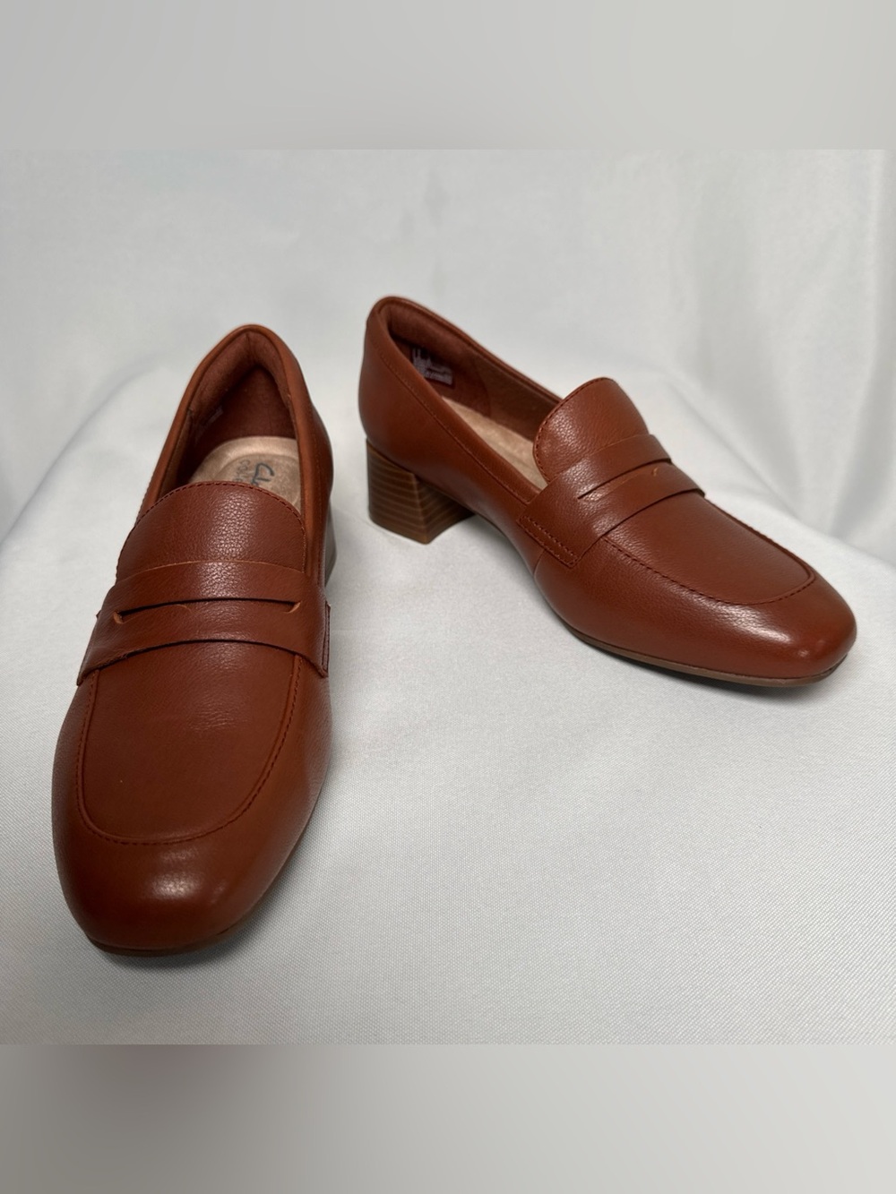 Clarks Iridessa Sky Shoes Womens Sz 7.5 M Dark Tan Leather Loafers Block Heel - Picture 2 of 13